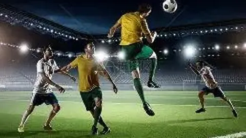 马奎尔争议一击定胜局，曼联惊险击败莱斯特城晋级足总杯下一轮